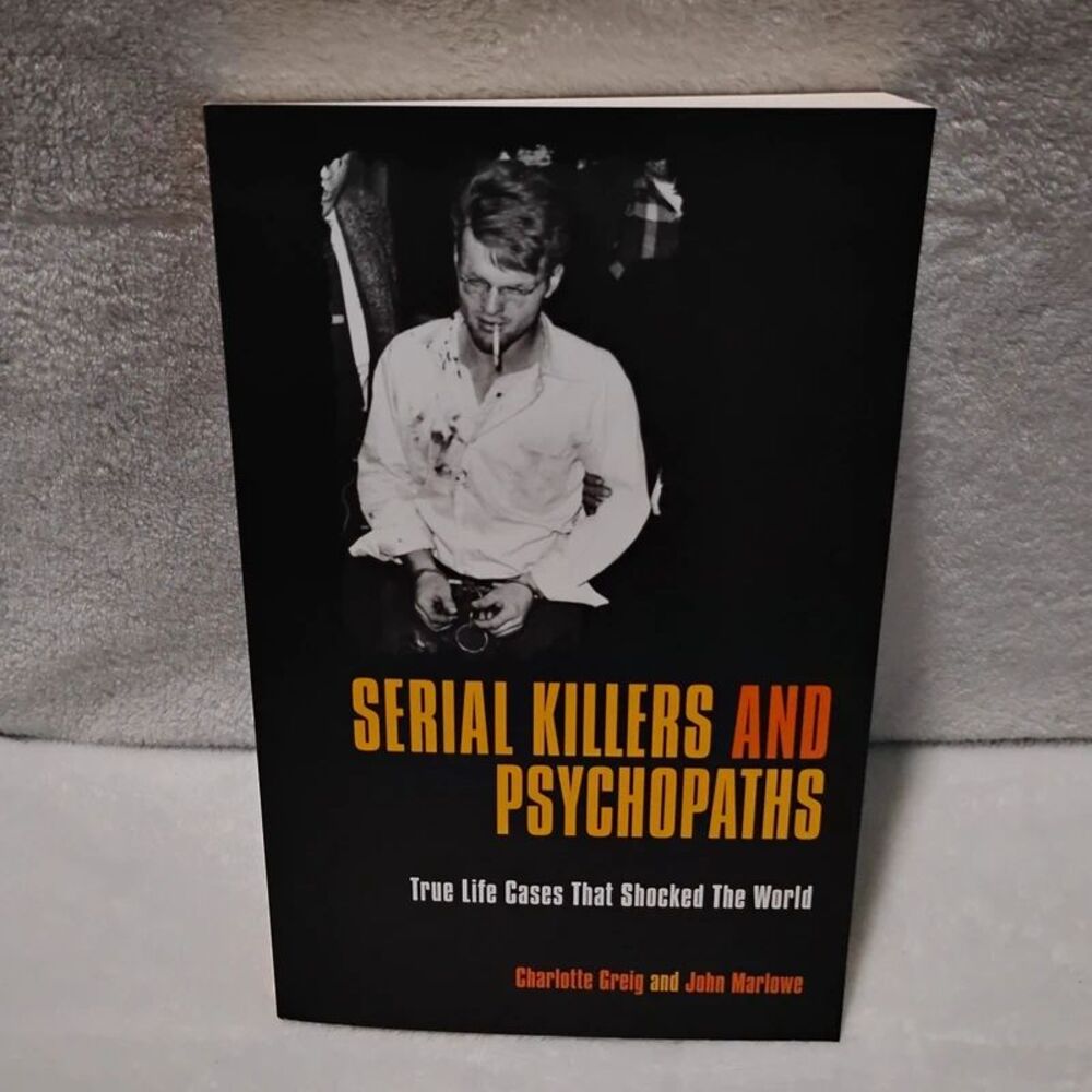 Serial Killers & Psychopaths by John Marlowe paperback